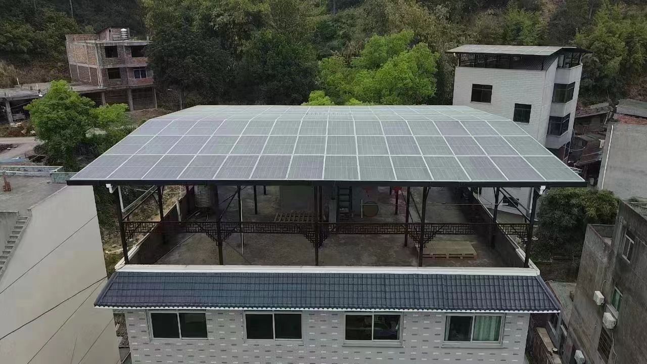 磐石15kw+10kwh自建别墅家庭光伏储能系统